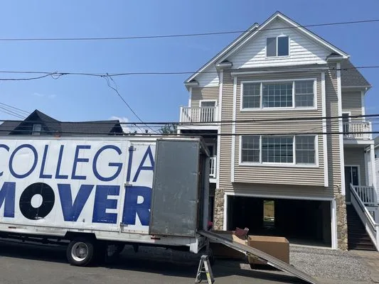 Collegian Movers INC