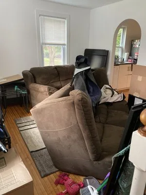 Up & Down Movers LLC photo 1