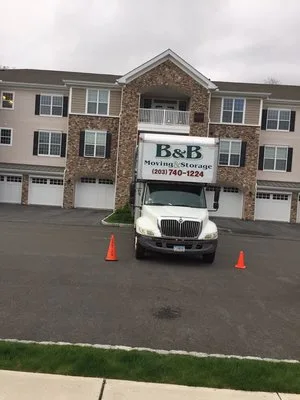 B & B Moving & Storage LLC